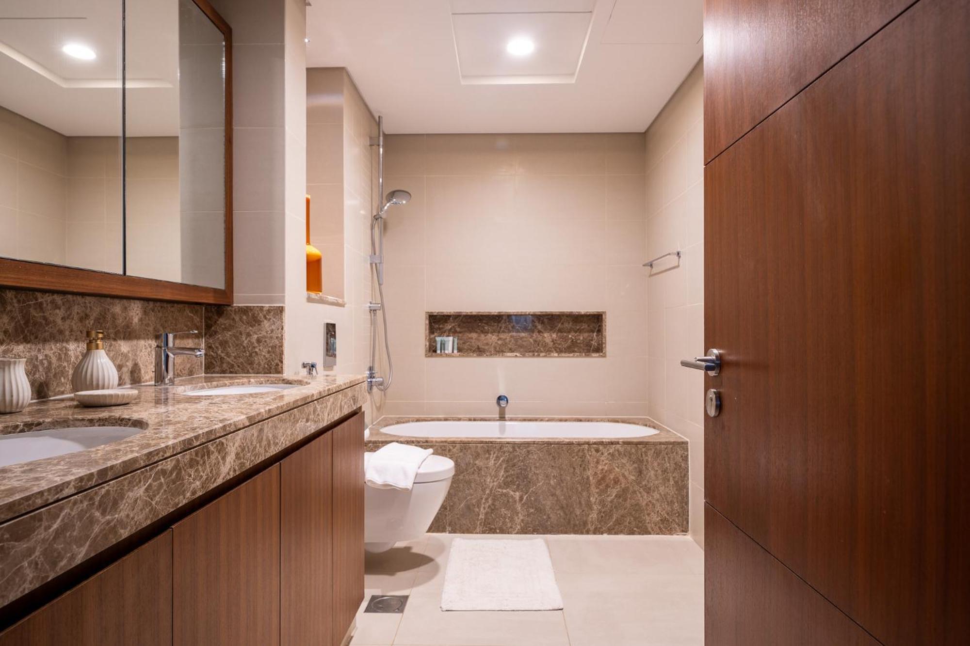 Alh Vacay 807 Alluring 1 Bedroom In Vida Residences - The Hills Appartement *